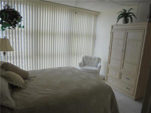 Silver Thatch Atlantic Plaza, 531 N Ocean Blvd #904, Pompano Beach, Florida 33062, image 1