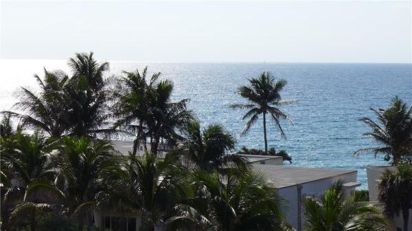 The Beach House, 330 SE 20th Ave #507, Deerfield Beach, Florida 33441, image 1