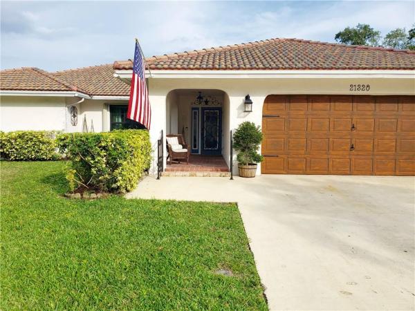 Timbers Of Boca, 21320 Chinaberry Dr, Boca Raton, Florida 33428, image 1