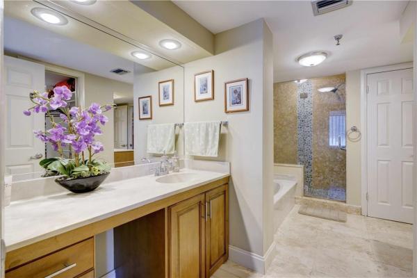 Old Port Cove Tower West, 123 Lakeshore Dr #143, North Palm Beach, Florida 33408, image 1