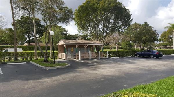 Parklane At Whisper Walk, 8889 Sunnywood Pl, Boca Raton, Florida 33496, image 2