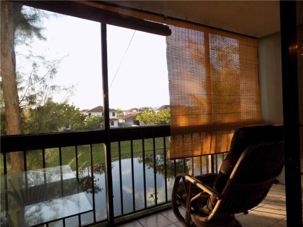Caribbean Springs Village, 10315 NW 9th Street Cir #301, Fountainebleau, Florida 33172, image 2