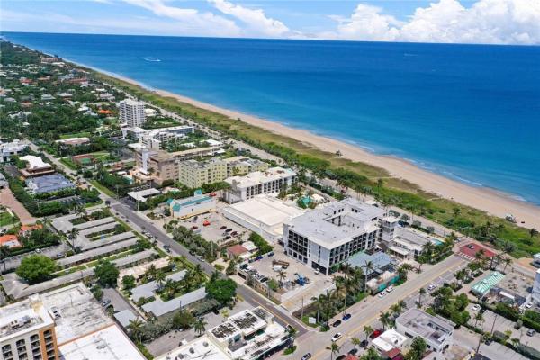The Grosvenor House, 120 N Ocean Blvd #407, Delray Beach, Florida 33483, image 1