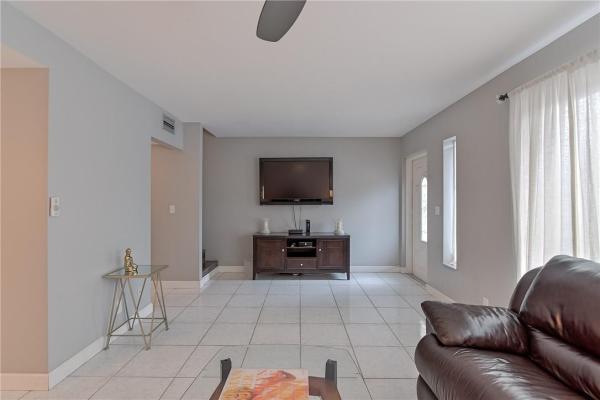 Oregon Surf, 339 Oregon St, Hollywood, Florida 33019, image 1