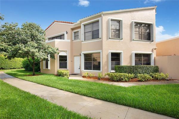 Villa Sonrisa At Boca Pointe, 6670 Villa Sonrisa Dr #210, Boca Raton, Florida 33433, image 2