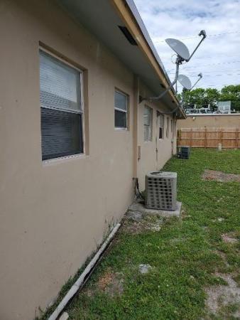 Oriole Estates, 4090 NW 31st Ter #4, Lauderdale Lakes, Florida 33309, image 3