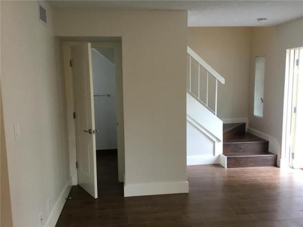 Habitat 2, 2218 NW 59th Way #63-B, Lauderhill, Florida 33313, image 1
