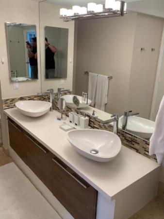 Blue Diamond, 4779 Collins Ave #1807, Miami Beach, Florida 33140, image 3
