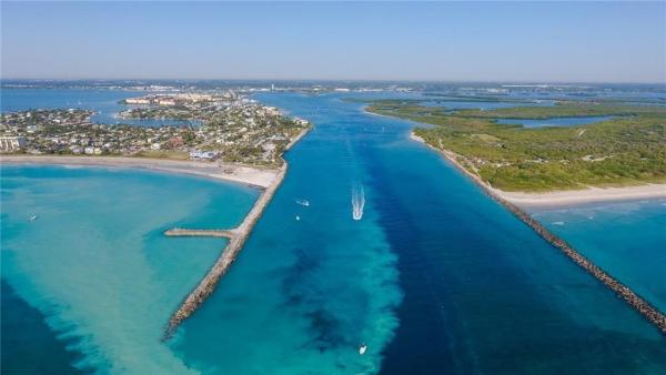 Harbour Isle East, 8 Harbour Isle Dr E #105, Fort Pierce, Florida 34949, image 1