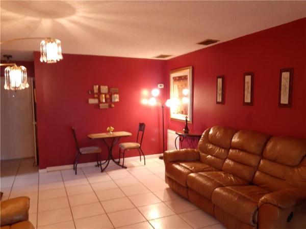 Greenhouse Of Boca, 9225 SW 5th St #C, Boca Raton, Florida 33428, image 1