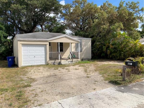Pinewood Place, 607 SW 9th St, Fort Lauderdale, Florida 33315, image 1