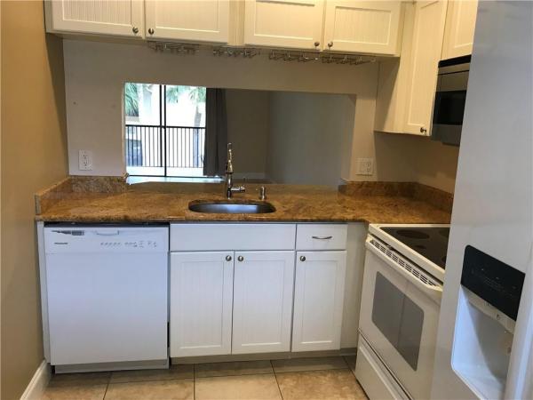 Villas At Meadow Lakes, 1244 S Military Trl #721, Deerfield Beach, Florida 33442, image 2