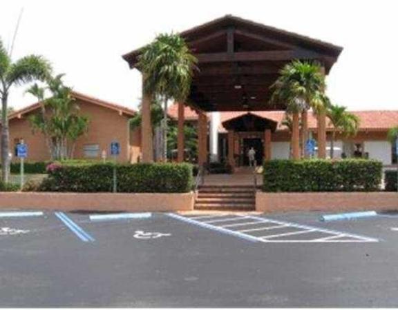 Palm Greens At Villa Del Ray, 13899 Via Aurora #B, Delray Beach, Florida 33484, image 3