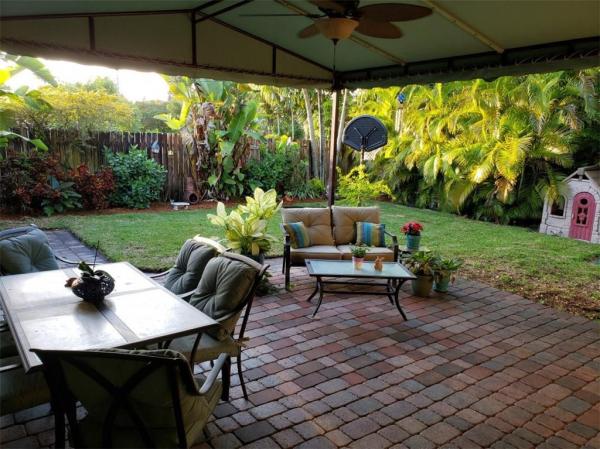 Tropical Highlands, 8731 SW 43rd Ter, Olympia Heights, Florida 33165, image 2