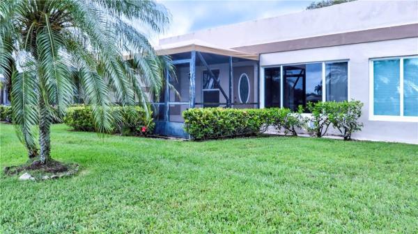 Town Villas At Moon Lake, 18760 Haywood Ter #1, Boca Raton, Florida 33496, image 2