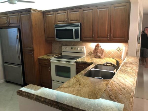 Deer Pointe, 297 NW 36th Ave, Deerfield Beach, Florida 33442, image 1