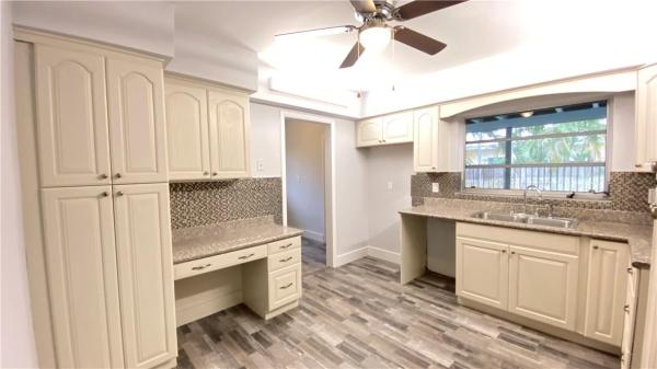 Boulevard Heights, 6531 SW 9th St, Pembroke Pines, Florida 33023, image 1