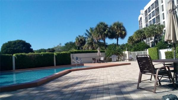 Wellesley Park, 5951 Wellesley Park Dr #204, Boca Raton, Florida 33433, image 3