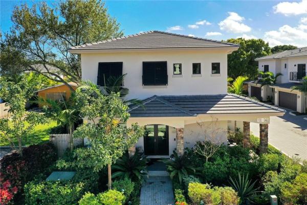 Central Oakland Park, 1032 NE 33rd St, Oakland Park, Florida 33334, image 1