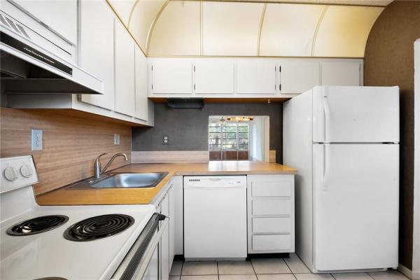 Water Bridge West, 3900 NW 76th Ave #108, Sunrise, Florida 33351, image 2