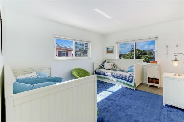 Ocean Lane Villas, 1922 S Ocean Ln #13, Fort Lauderdale, Florida 33316, image 2