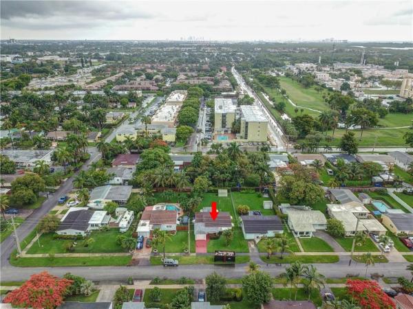 Gardner Villas, 1431 Garfield St, Hollywood, Florida 33020, image 2