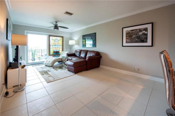 River Manor, 3004 NE 5th Ter #314-C, Wilton Manors, Florida 33334, image 3