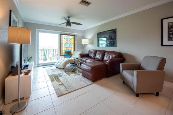 River Manor, 3004 NE 5th Ter #314-C, Wilton Manors, Florida 33334, image 2