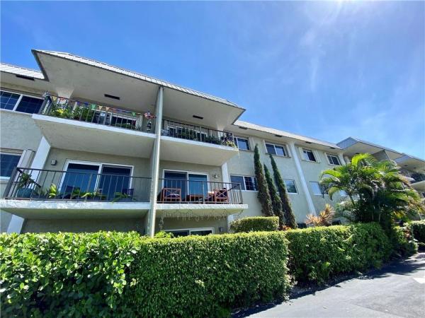 River Manor, 3004 NE 5th Ter #314-C, Wilton Manors, Florida 33334, image 1