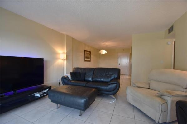 Parliament House, 405 N Ocean Blvd #809, Pompano Beach, Florida 33062, image 1