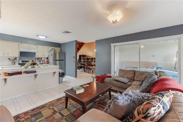 Country Squire, 178 NE 6th Ct, Dania Beach, Florida 33004, image 3