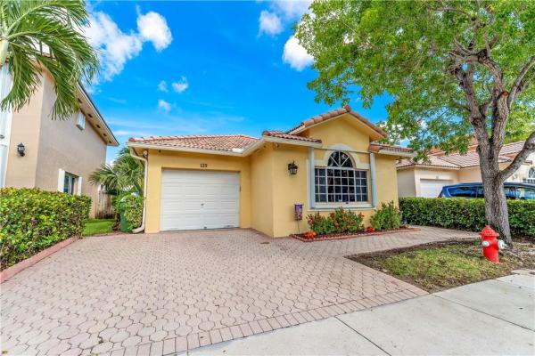 Turtle Run, 119 Danielle Ct, Weston, Florida 33326, image 1