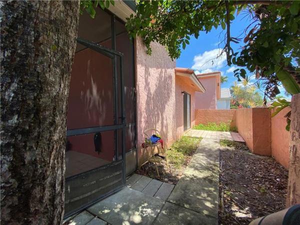 Coquina Lakes, 221 NW 48th Ave, Deerfield Beach, Florida 33442, image 2