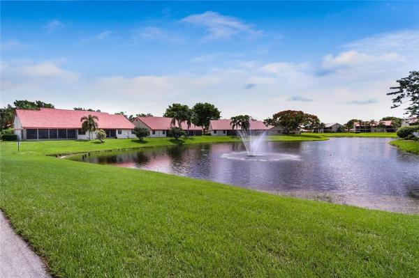The Lexington Club, 7777 Lexington Club Blvd #B, Delray Beach, Florida 33446, image 2