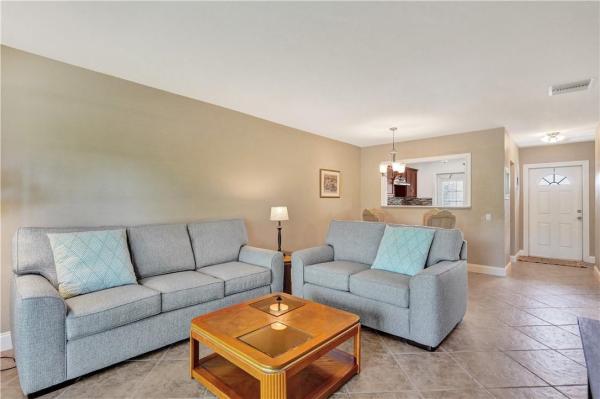 Narcissus Gardens, 5151 W Oakland Park Blvd, Lauderdale Lakes, Florida 33313, image 3