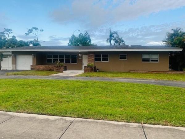 Fulford By The Sea, 15901 Miami Dr, North Miami Beach, Florida 33162, image 3