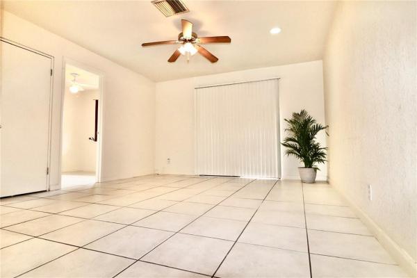 Hollywood Little Ranches, 2638 Taylor St #E-5, Hollywood, Florida 33020, image 3