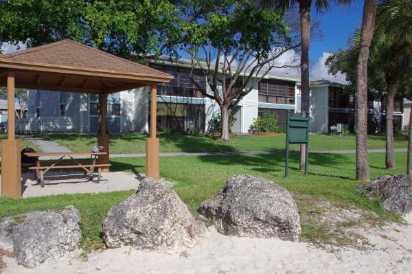 Lakeview At The Hammocks, 9719 Hammocks Blvd #107, The Hammocks, Florida 33196, image 2