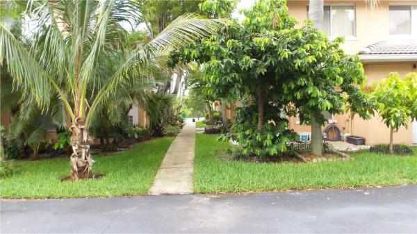 Montage By The Lake, 3287 NW 44th St #2, Oakland Park, Florida 33309, image 1
