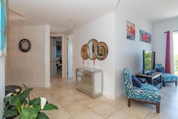 Wilton Station, 2609 NE 14th Ave #403, Wilton Manors, Florida 33334, image 2