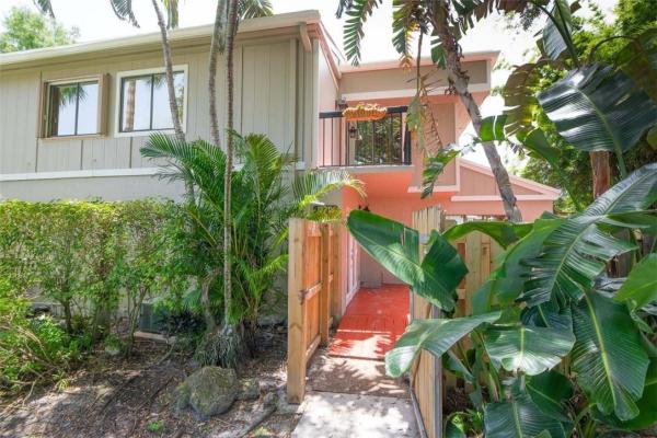 Lago West, 13291 NW 5th St, Plantation, Florida 33324, image 2