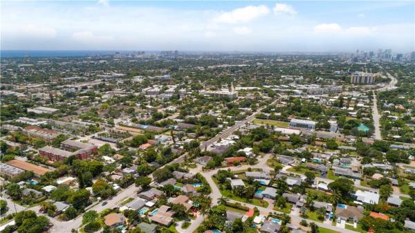 Tropical Manors, 533 NE 27th Dr, Wilton Manors, Florida 33334, image 1