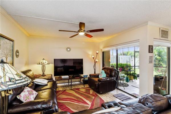 The Provinces Of Pierpointe At Pembroke Lakes, 11403 NW 10th St, Pembroke Pines, Florida 33026, image 1