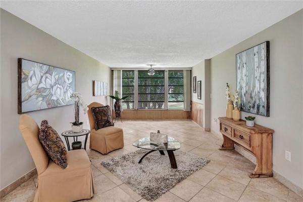 Orchid Tree Of Pine Island Ridge, 9495 Evergreen Pl #404, Davie, Florida 33324, image 2