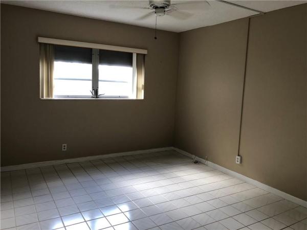 Garden Aire Village South, 2350 NE 14th Street Cswy #210, Pompano Beach, Florida 33062, image 1