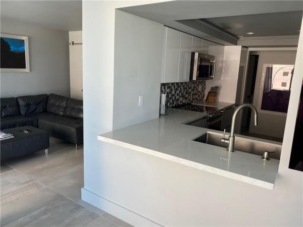 Mirasol Ocean Towers, 2655 Collins Ave #509, Miami Beach, Florida 33140, image 1