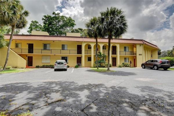 860 SW 9th Street Cir #103, Boca Raton, Florida 33486, image 1