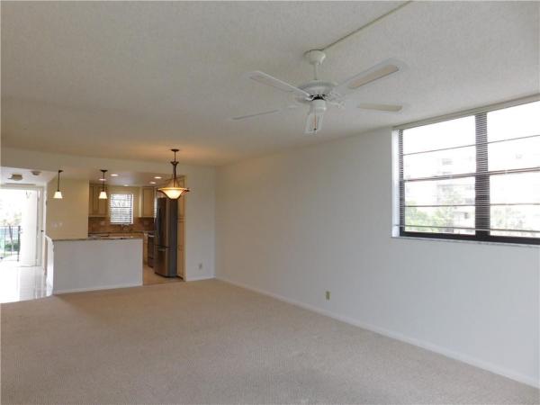The Palms Of Deer Creek, 2440 Deer Creek Country Club Blvd #312-C, Deerfield Beach, Florida 33442, image 3