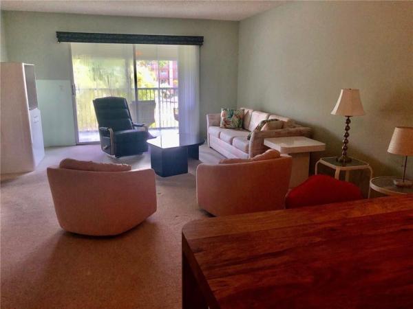Cambridge At Century Village, 12701 SW 14th St #305J, Pembroke Pines, Florida 33027, image 1