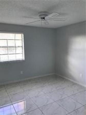 The Provinces Of Pierpointe At Pembroke Lakes, 12046 NW 11th St, Pembroke Pines, Florida 33026, image 3